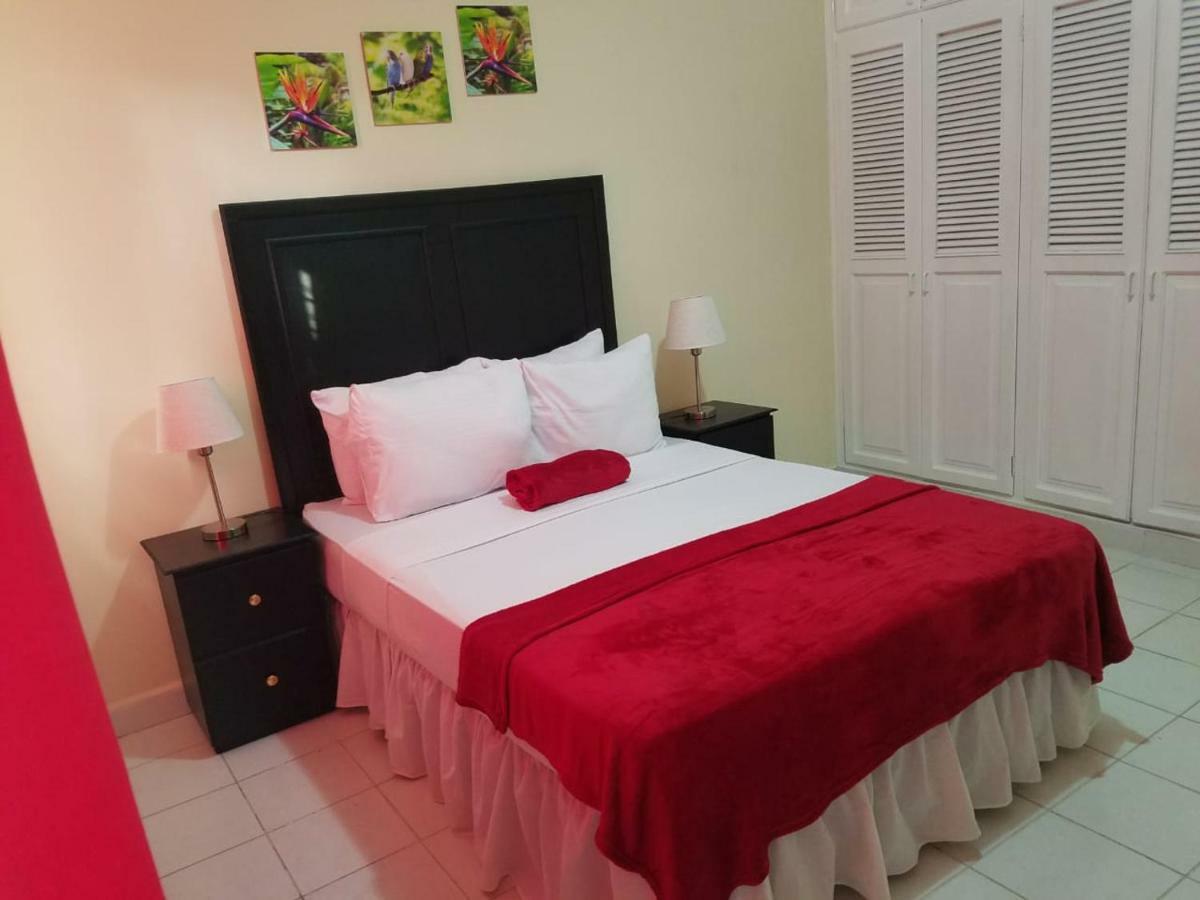 Mh Boutique Hotel San Pedro Sula Buitenkant foto