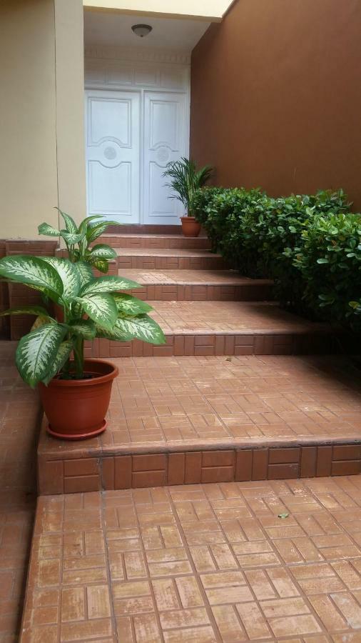 Mh Boutique Hotel San Pedro Sula Buitenkant foto