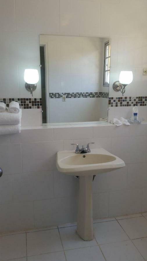 Mh Boutique Hotel San Pedro Sula Buitenkant foto